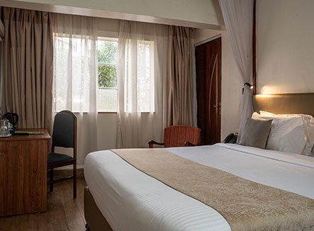 Sportsview Hotel – Deluxe Room – Interior View