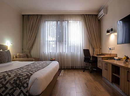 Sportsview Hotel – Executive Deluxe Room – Interior View