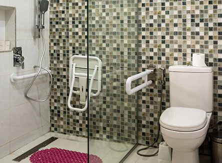 Sportsview Hotel – Persons with Disabilities Room – Bathroom - Interior View
