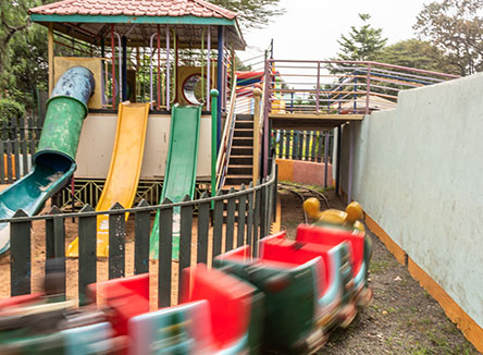 Sportsview Hotel – Kids Amusement Park - Area